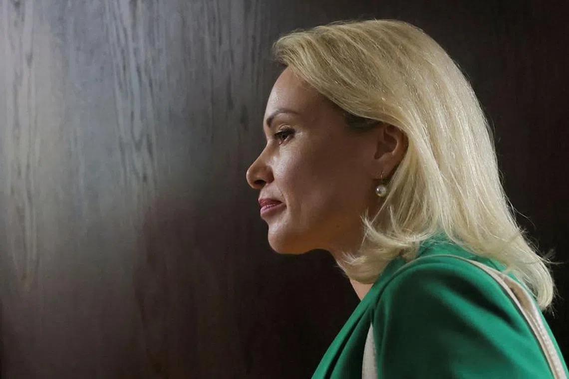 FILE PHOTO: Former Russian state TV employee Marina Ovsyannikova, who staged an anti-war protest on live state television and was later convicted of discrediting the Russian army, attends a court hearing in Moscow, Russia, July 28, 2022. REUTERS/Evgenia Novozhenina/File Photo