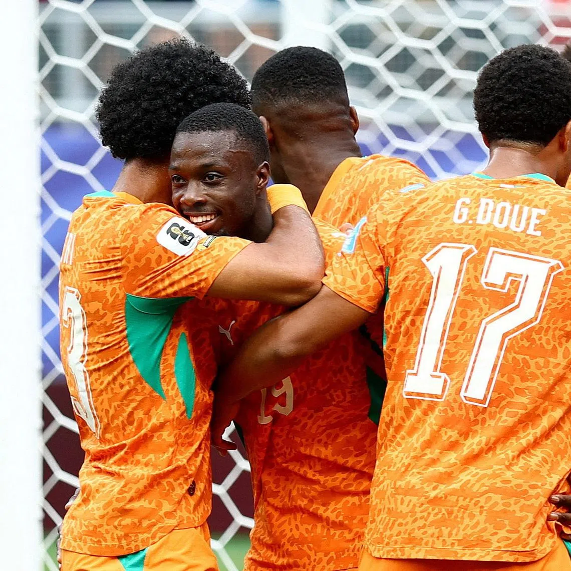 Soccer Football - FIFA World Cup 2026 - Group E - Curacao v Ivory Coast - Philadelphia Stadium, Philadelphia, Pennsylvania, U.S. - June 25, 2026 Ivory Coast's Nicolas Pepe celebrates scoring their first goal with teammates REUTERS/Peter Cziborra