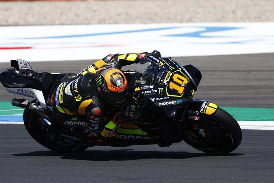 FILE PHOTO: MotoGP - TT Assen Grand Prix - TT Circuit Assen, Assen, Netherlands - June 25, 2023 Mooney VR46 Racing Team's Luca Marini in action during the MotoGP race REUTERS/Piroschka Van De Wouw/File Photo