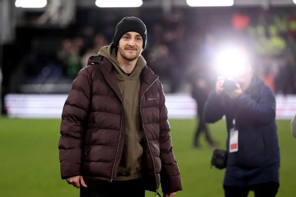 FILE PHOTO: Soccer Football - Premier League - Luton Town v Brighton & Hove Albion - Kenilworth Road, Luton, Britain - January 30, 2024 Luton Town's Tom Lockyer before the match REUTERS/David Klein/File photo