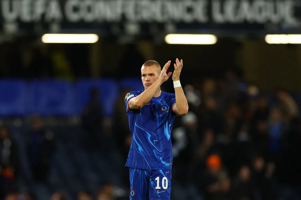 Soccer Football - Europa Conference League - Chelsea v Gent - Stamford Bridge, London, Britain - October 3, 2024  Chelsea's Mykhailo Mudryk celebrates after the match Action Images via Reuters/Andrew Boyers