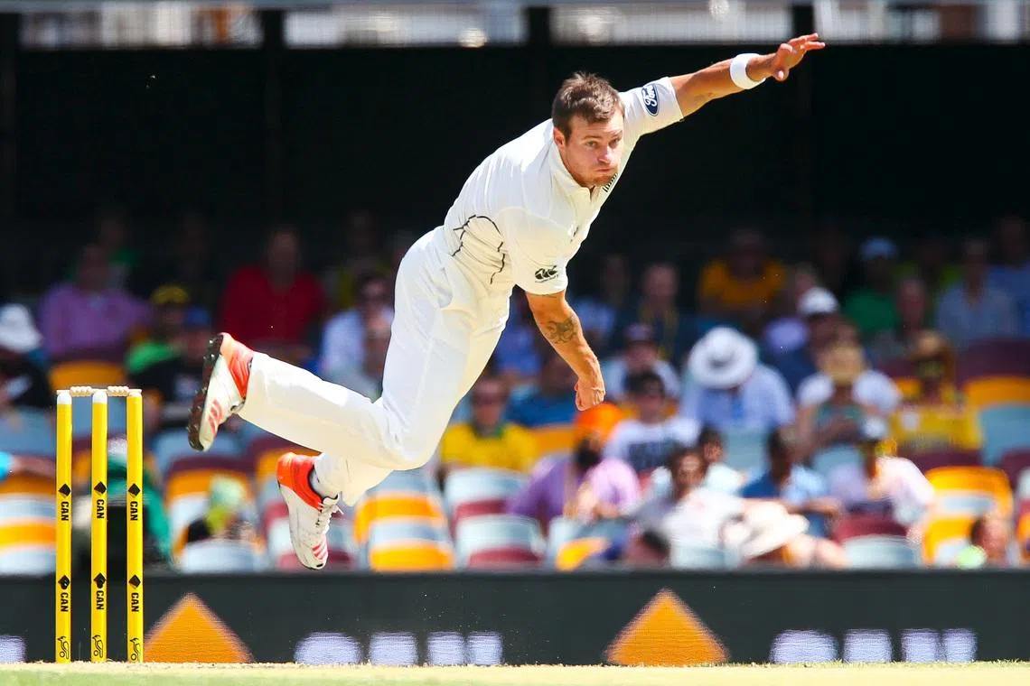 FILE PHOTO: New Zealand bowler Doug Bracewell during the first cricket test match between Australia and New Zealand in Brisbane November 7, 2015. REUTERS/Patrick Hamilton/File Photo