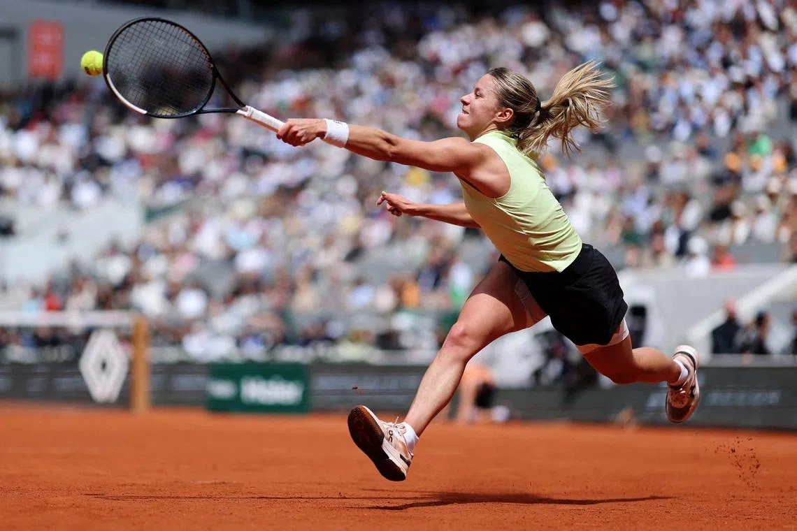 Tennis - French Open - Roland Garros, Paris, France - June 6, 2026 Poland's Maja Chwalinska in action during her final match against Russia's Mirra Andreeva REUTERS/Stephanie Lecocq