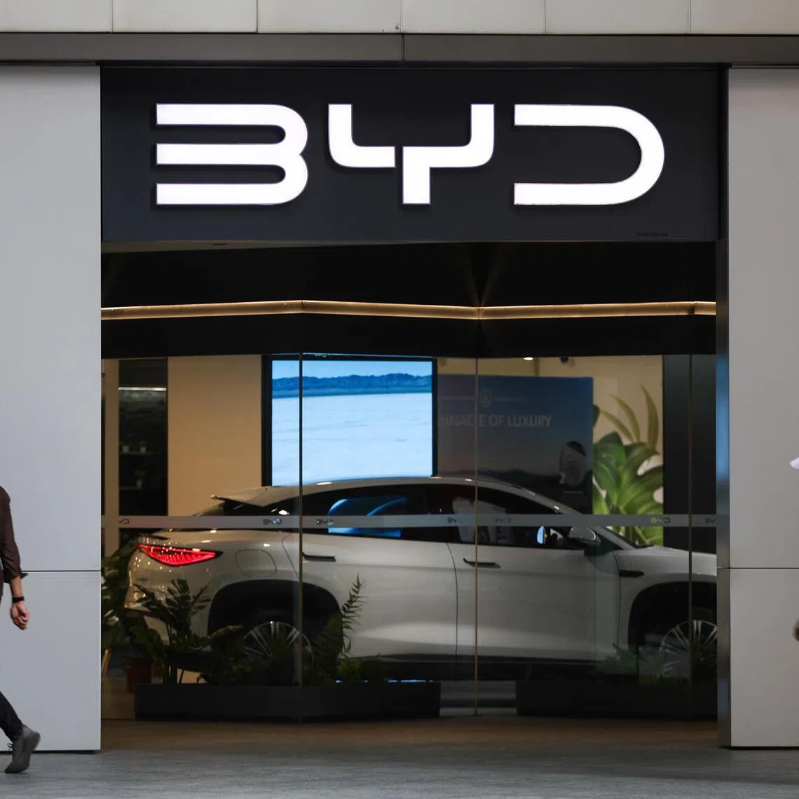 ST20260202_202619200167/jasel poh/pixbud2026 Generic photo of the BYD showroom at Robinson 77 on Feb 2, 2026.