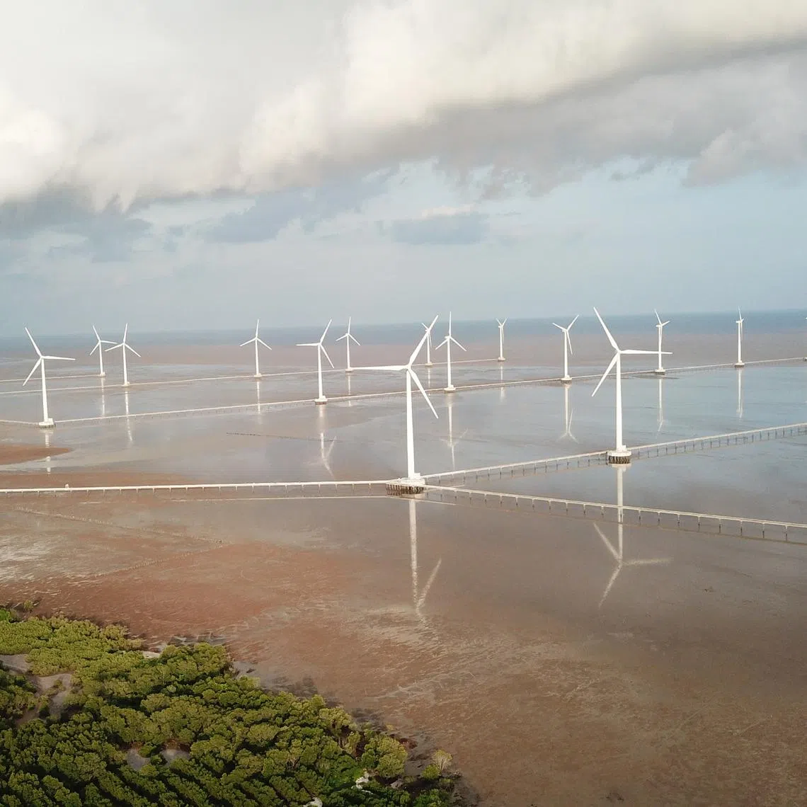 Renewable energy from Vietnam, especially wind, is set for export to Malaysia and Singapore via an undersea cable.