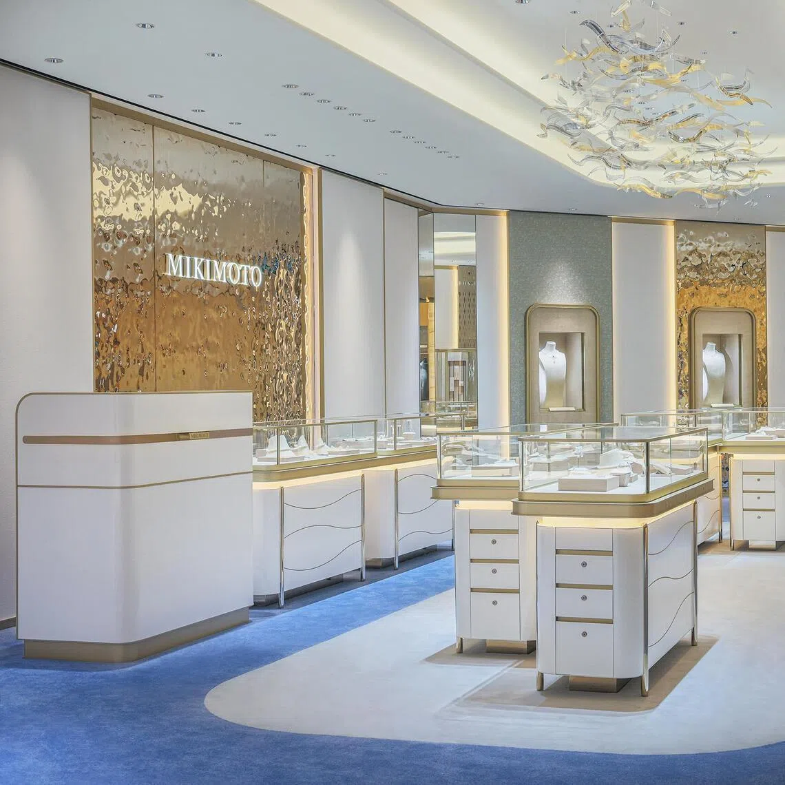 Mikimoto's Takashimaya Shopping Centre boutique.