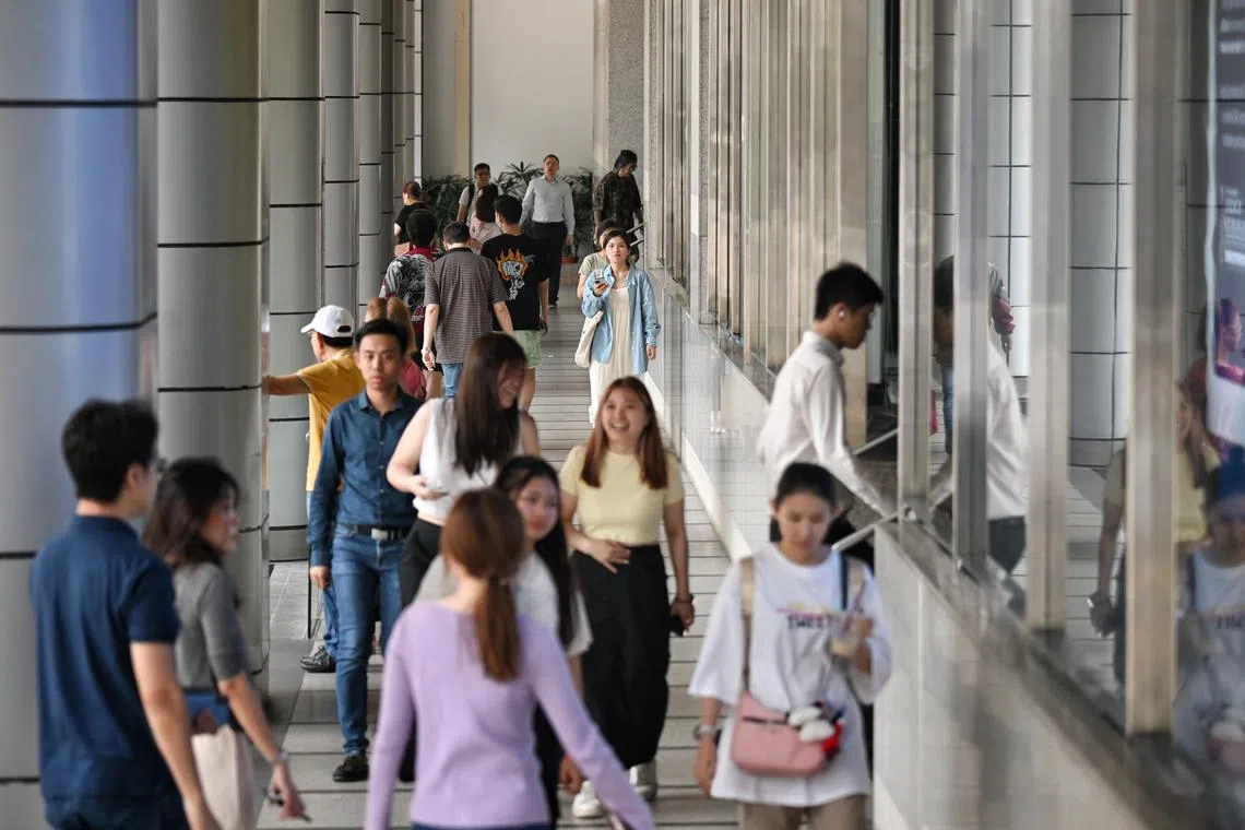 The initiative aims to support companies in expanding overseas while simultaneously building a globally competitive workforce. 