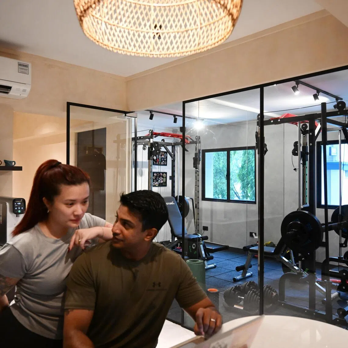 ST20260505_202668000166 Kua Chee Siong/ yahgym08/

Feature story about home gym set-ups.

Mr Othniel Indran and Ms Janet Poh each have their own dedicated personal spaces in their HDB flat in Toa Payoh, on May 5, 2026.

For Mr Othniel, the space is a home gym equipped with a mult-functional smith machine, while Janet uses the walking pad.