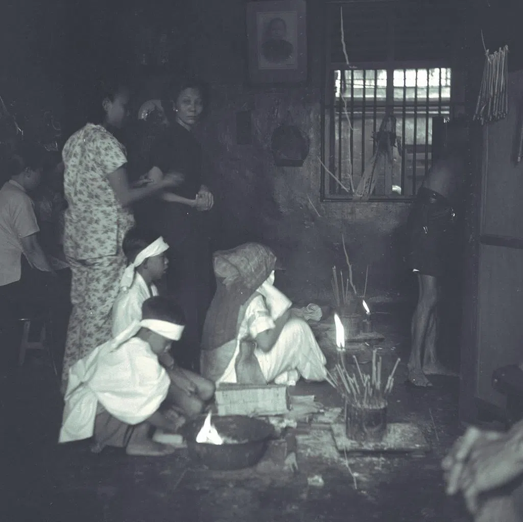 A funeral in Sago Lane in 1951.