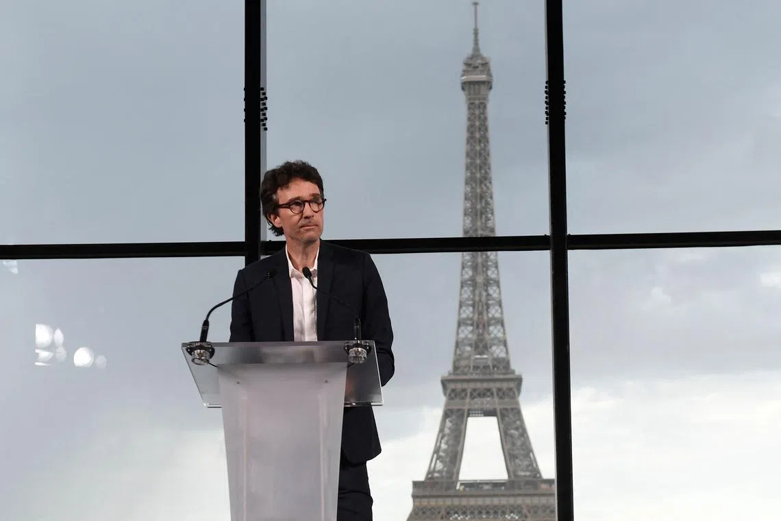 Terms of the deal were negotiated by CEO of LVMH Holding Company Antoine Arnault.