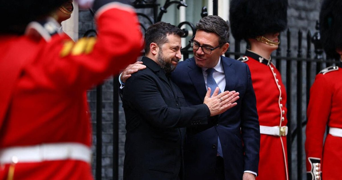 UK prime minister stresses Ukraine's need for full Starlink access in call with Trump