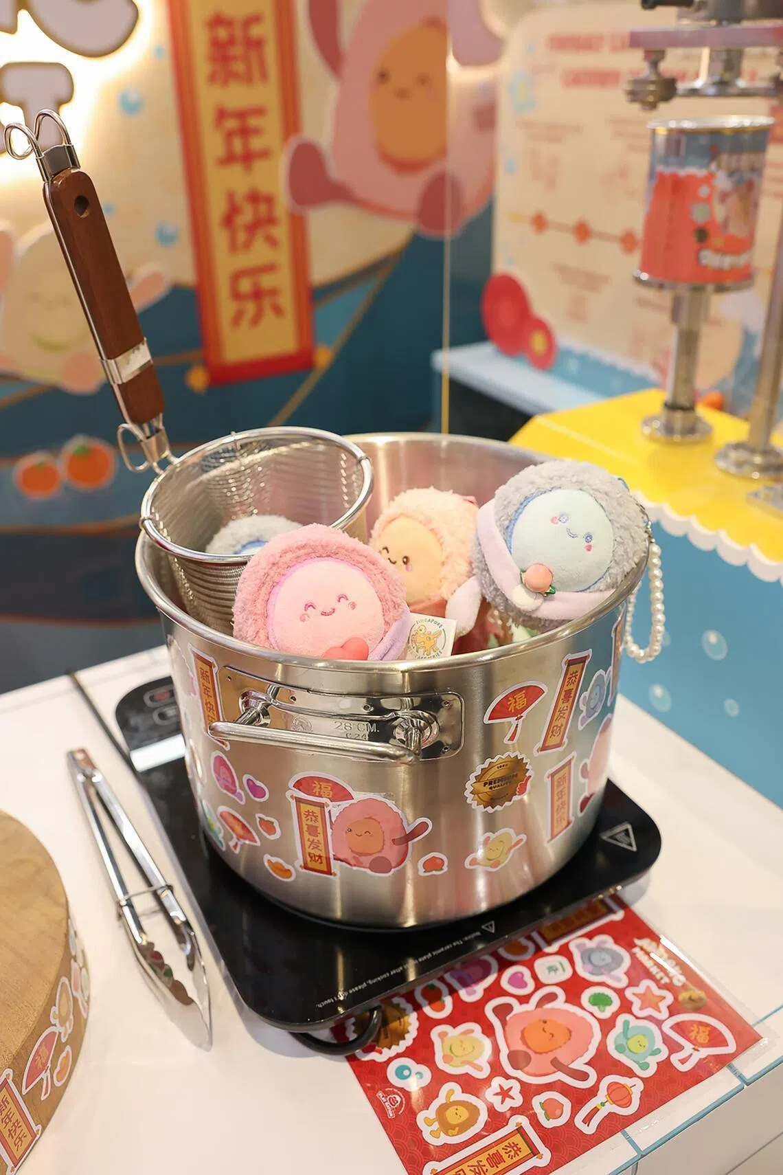 At the AMK Hub outlet, you can choose your plushie and have it “washed”, “blessed” and “cooked”. 