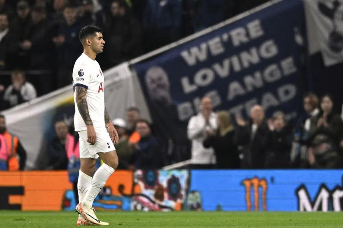 Soccer Football - Premier League - Tottenham Hotspur v Chelsea - Tottenham Hotspur Stadium, London, Britain - November 6, 2023 Tottenham Hotspur's Cristian Romero walks off the pitch after being sent off REUTERS/Tony Obrien/File Photo