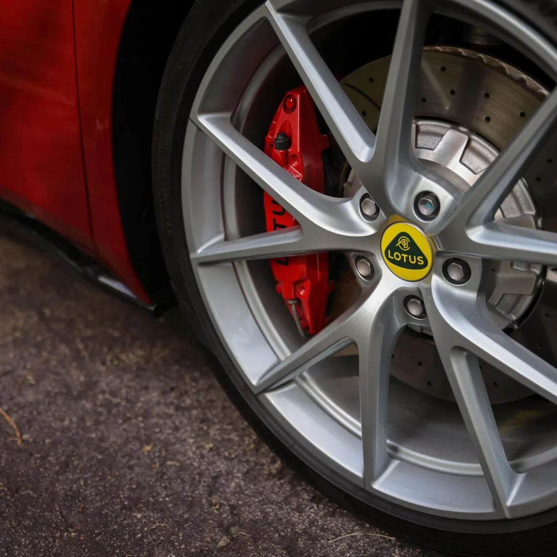 ctlotus24 ST20230316_202312971887 Ong Wee Jin /

Lotus Emira.

Photographed on March 16, 2023.