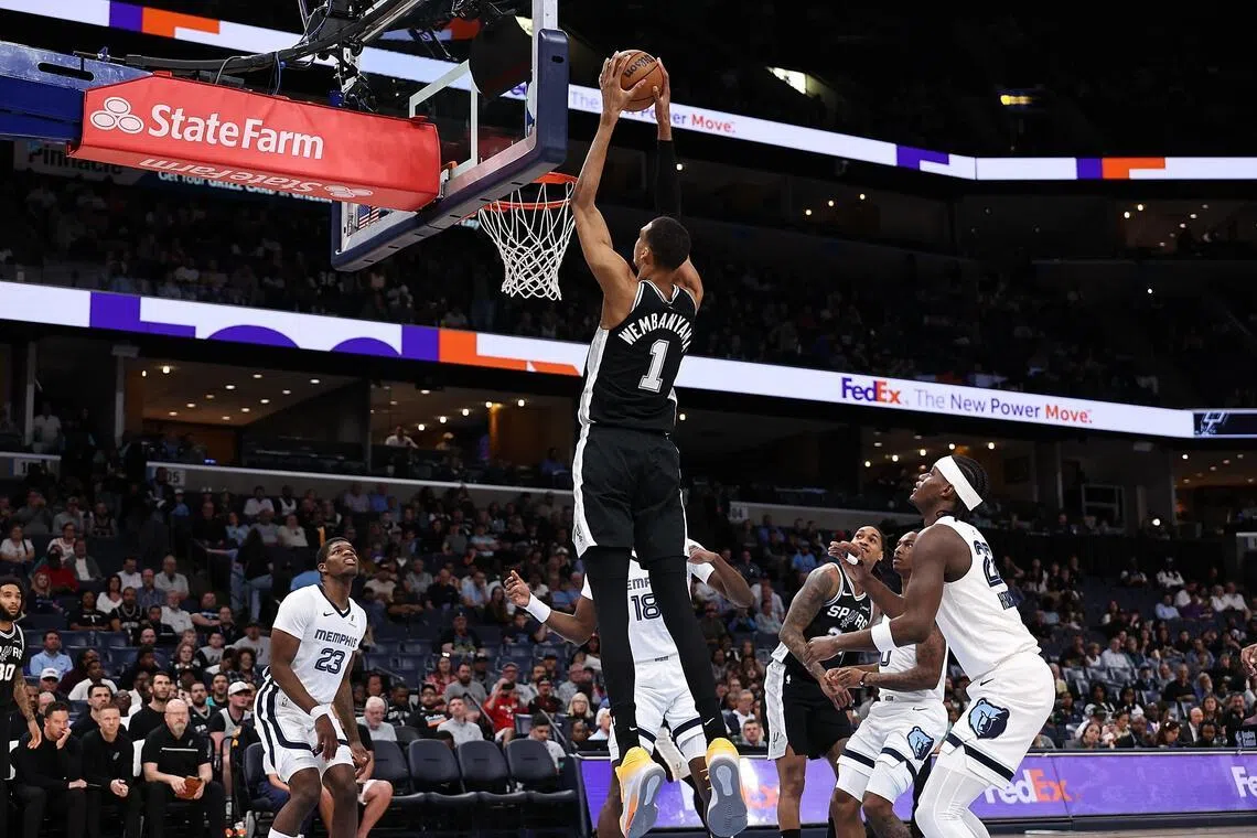 Victor Wembanyama of the San Antonio Spurs goes to the basket during the first half against the Memphis Grizzlies at FedExForum.
