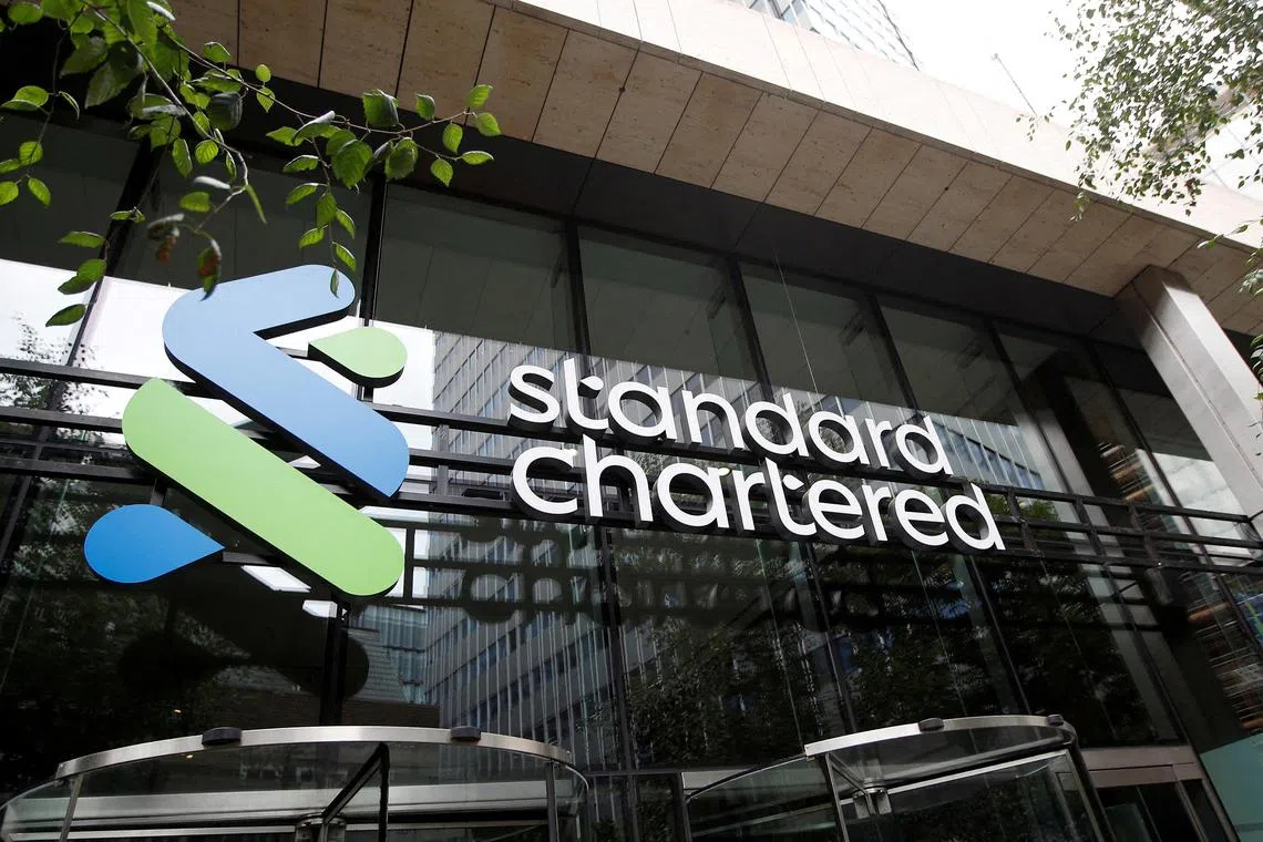 FILE PHOTO: The Standard Chartered logo is seen at the bank's headquarters in London, Britain, July 26, 2022. REUTERS/Peter Nicholls/File Photo