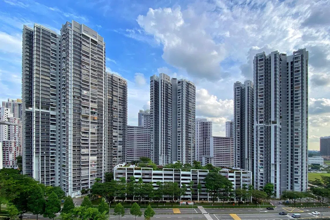The Peak @ Toa Payoh, with Blk 138A on the left on September 8, 2022.