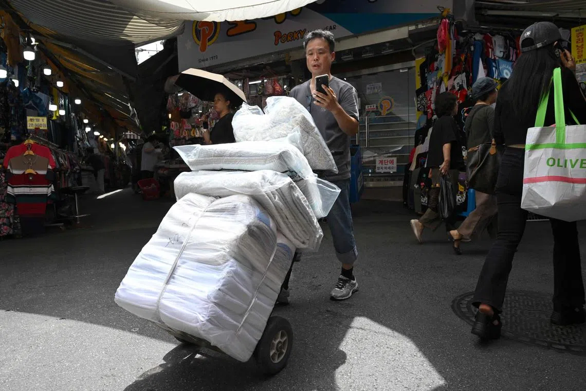 The amended Trade Union and Labor Relations Adjustment Act allows subcontracting firms’ labour unions to make demands of client companies directly. 