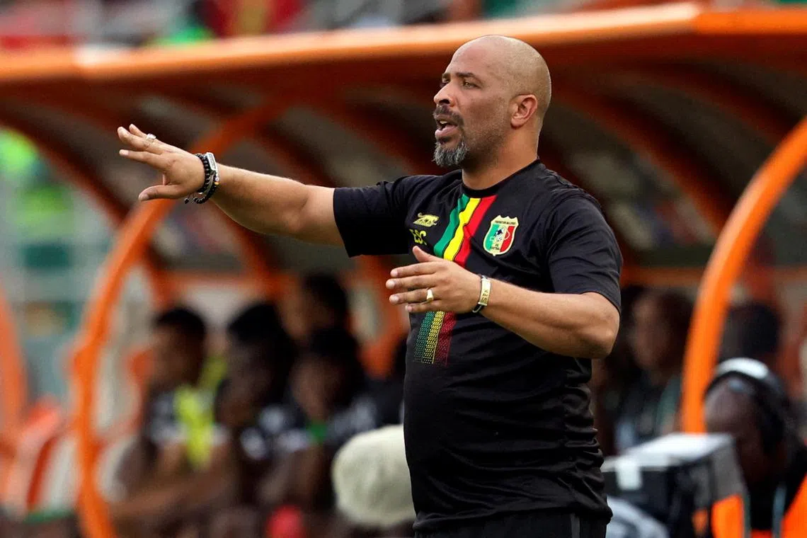 FILE PHOTO: Soccer Football - Africa Cup of Nations - Round of 16 - Mali v Burkina Faso - Amadou Gon Coulibaly Stadium, Korhogo, Ivory Coast - January 30, 2024 Mali coach Eric Chelle REUTERS/Luc Gnago/File Photo