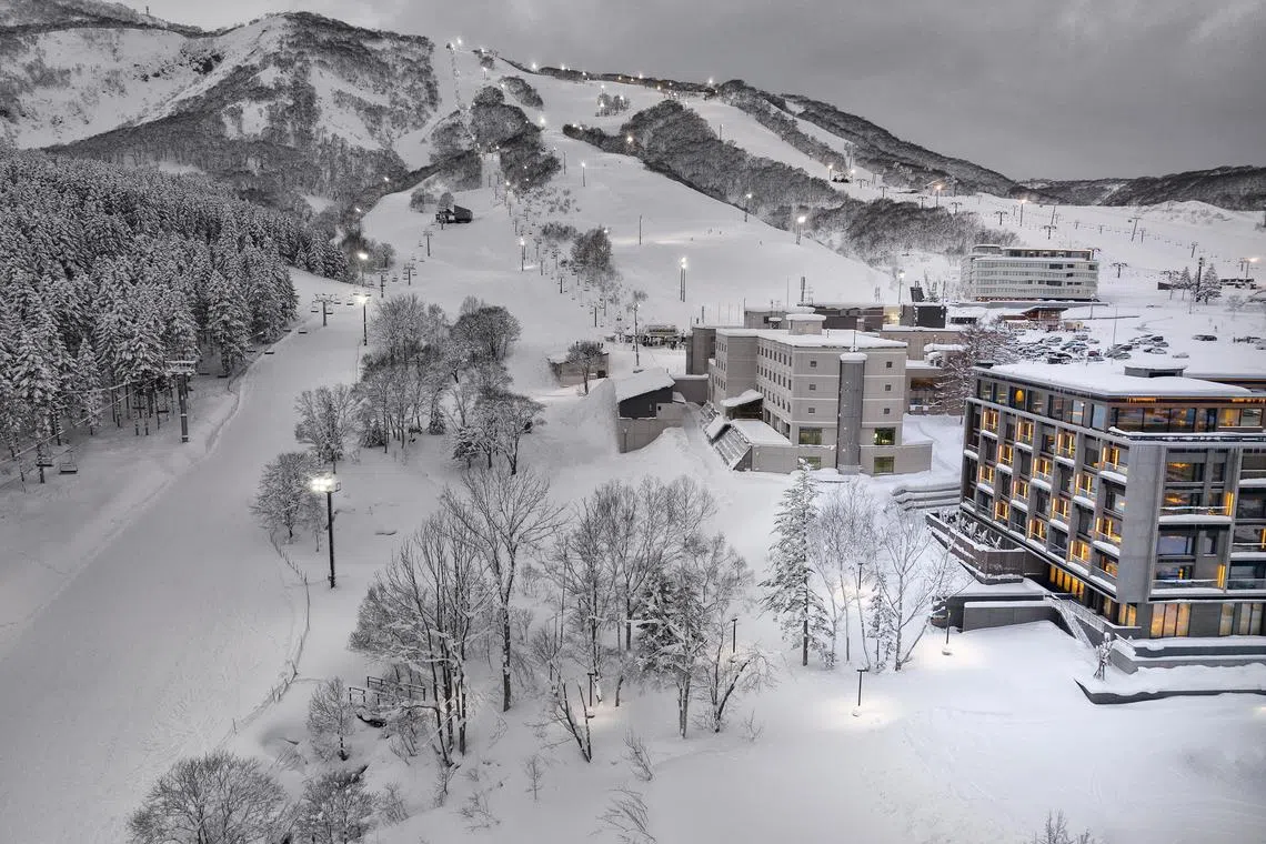 Ski directly out from the locker room onto the ski slopes at Sansui Niseko.