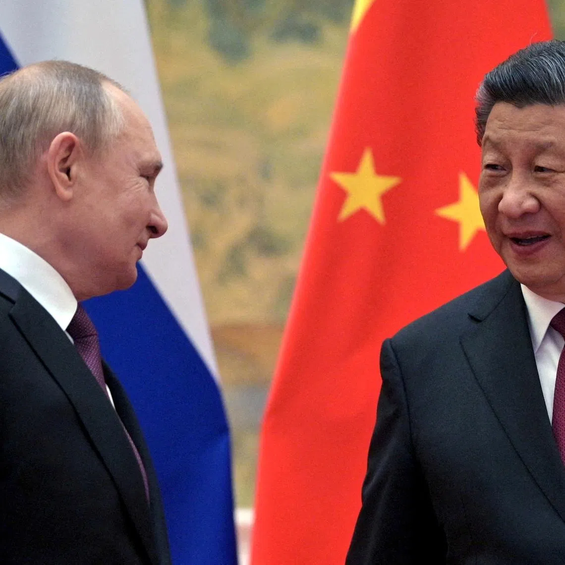 FILE PHOTO: Russian President Vladimir Putin attends a meeting with Chinese President Xi Jinping in Beijing, China February 4, 2022. Sputnik/Aleksey Druzhinin/Kremlin via REUTERS ATTENTION EDITORS - THIS IMAGE WAS PROVIDED BY A THIRD PARTY./File Photo
