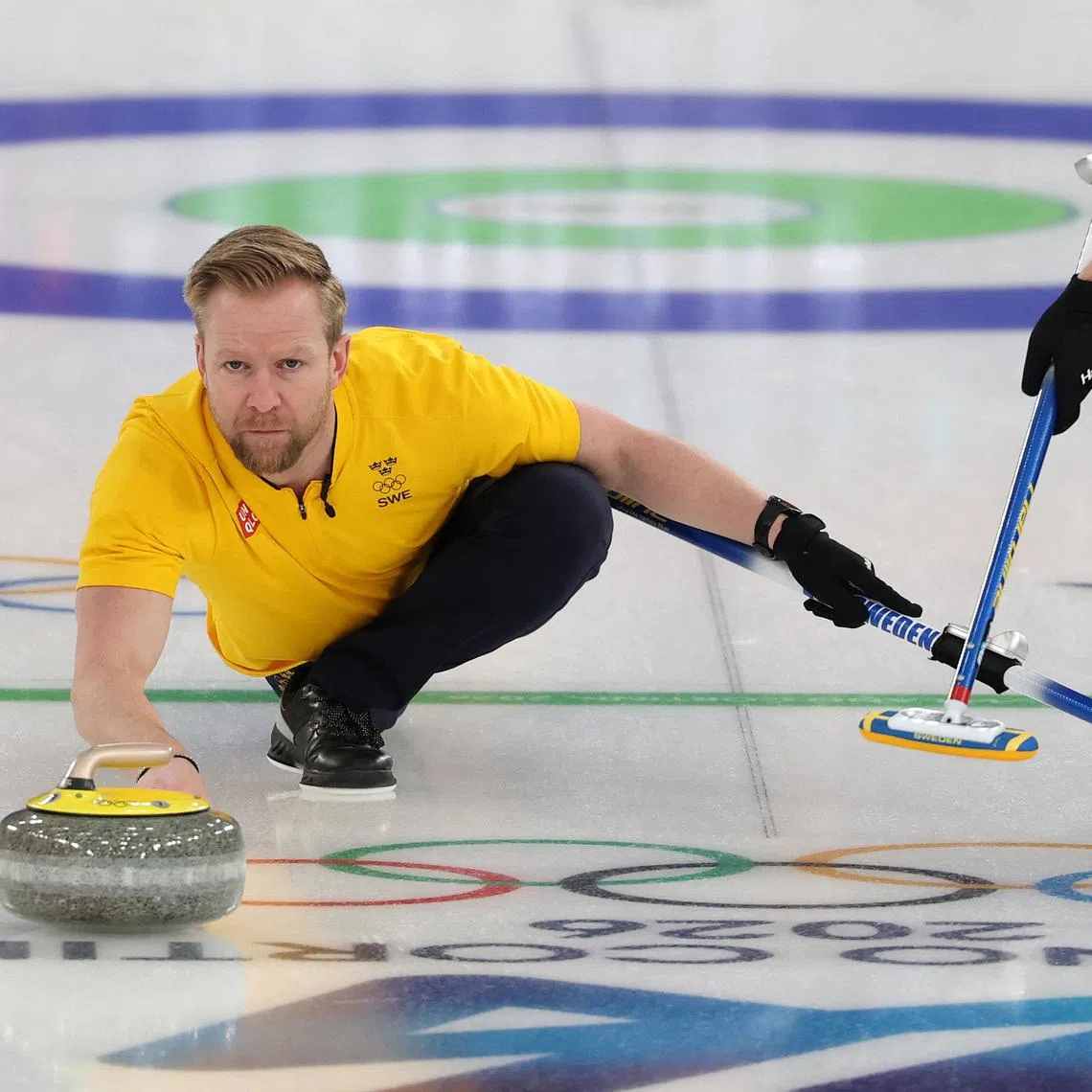Milano Cortina 2026 Olympics - Curling - Men's Round Robin Session 9 - Switzerland vs Sweden - Cortina Curling Olympic Stadium, Cortina d'Ampezzo, Italy - February 17, 2026. Niklas Edin of Sweden in action during the match against Switzerland REUTERS/Issei Kato