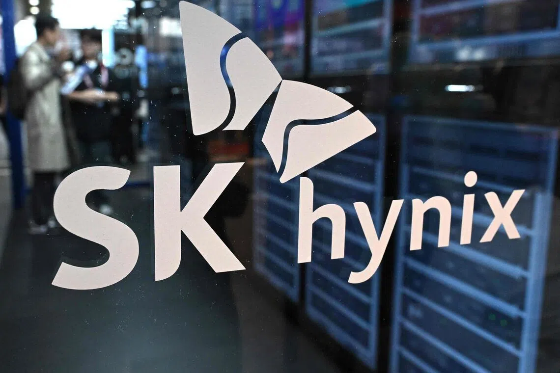 SK Hynix allocates 10 per cent of operating profit to employees as bonuses. Thanks to the AI boom, that resulted in an average payout of 1.5 times annual salaries in 2025. 