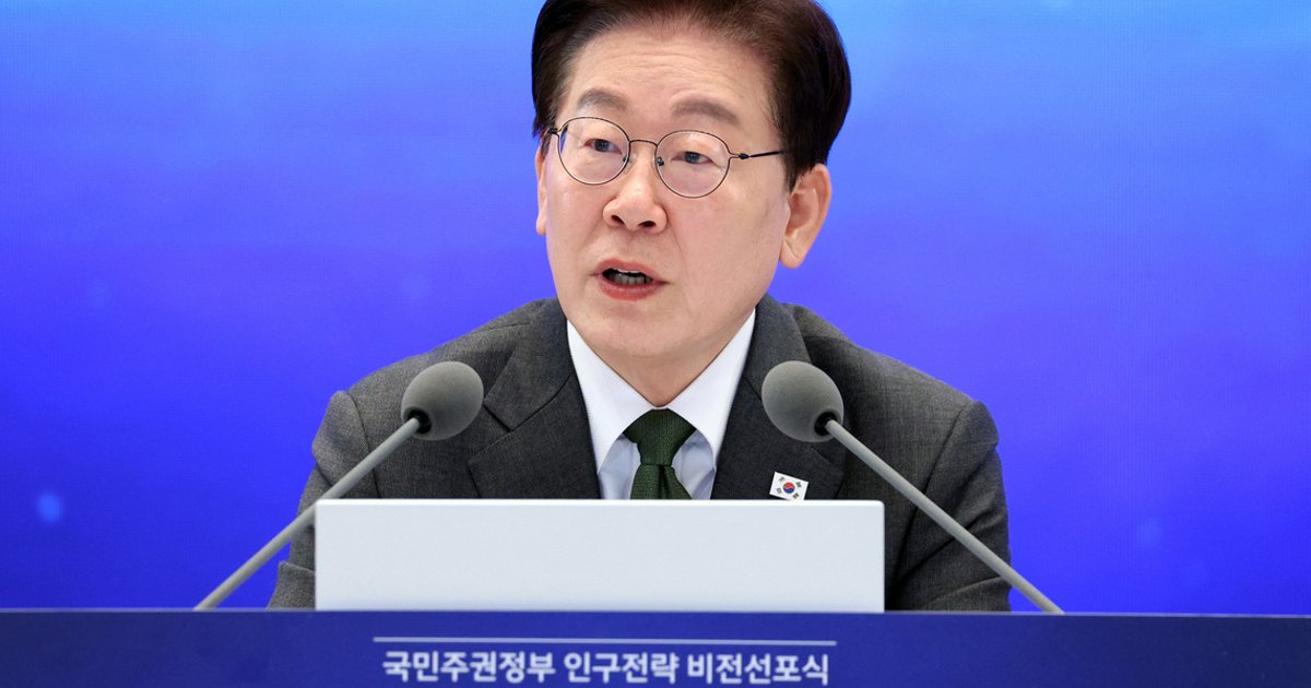 Lee says S Korea capable of taking back wartime command of combined US forces