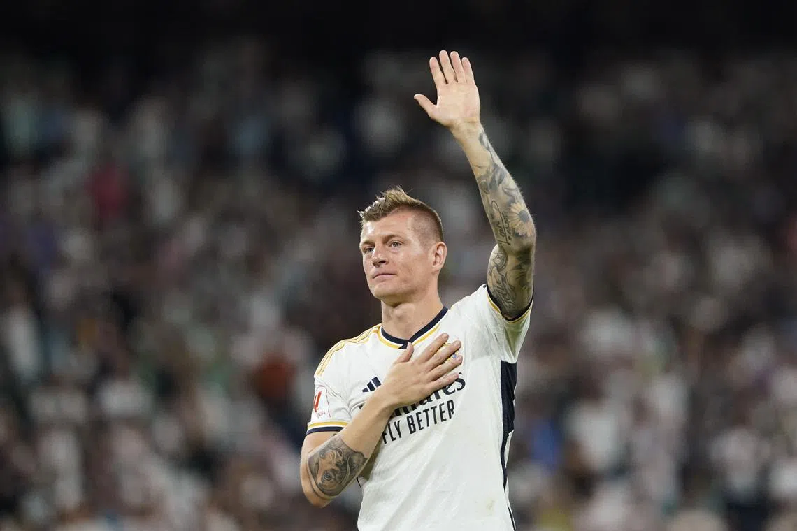 Soccer Football - LaLiga - Real Madrid v Real Betis - Santiago Bernabeu, Madrid, Spain - May 25, 2024 Real Madrid's Toni Kroos acknowledges fans after his last game as Real Madrid player REUTERS/Ana Beltran