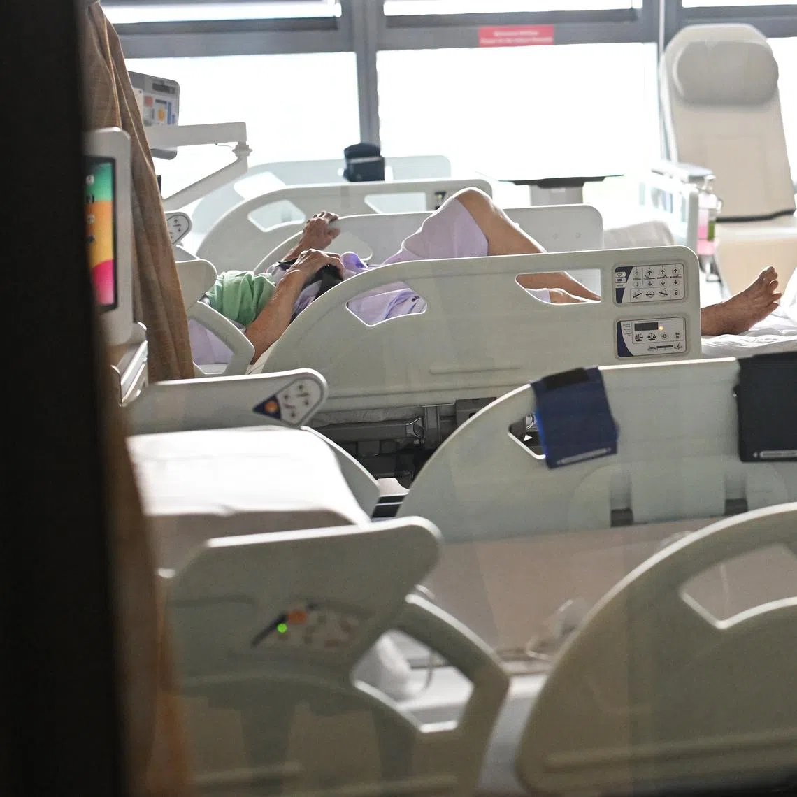 With the expansion of coverage and in light of medical cost inflation, five insurers have increased the premiums of their private health insurance products.