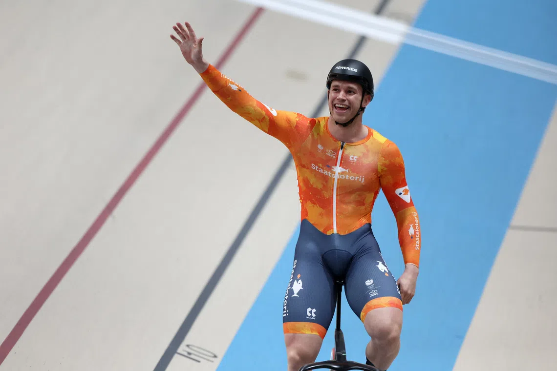 Cycling - UCI Track World Championships - Penalolen Velodrome, Santiago, Chile - October 23, 2025 Netherlands' Harrie Lavreysen celebrates after winning the men's keirin gold medal final REUTERS/Pilar Olivares