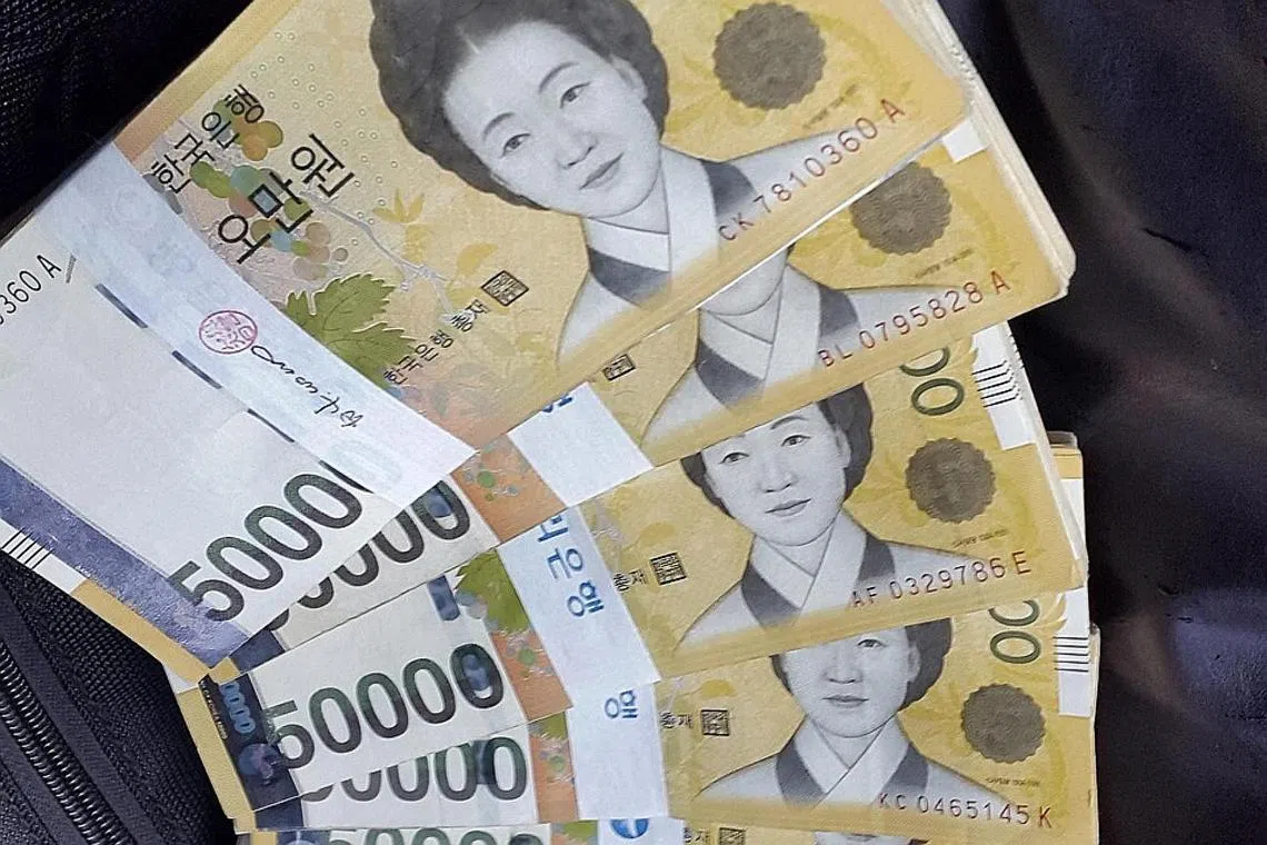 South Korean companies repatriated a record US$33.13 billion of overseas earnings during the January-July period.