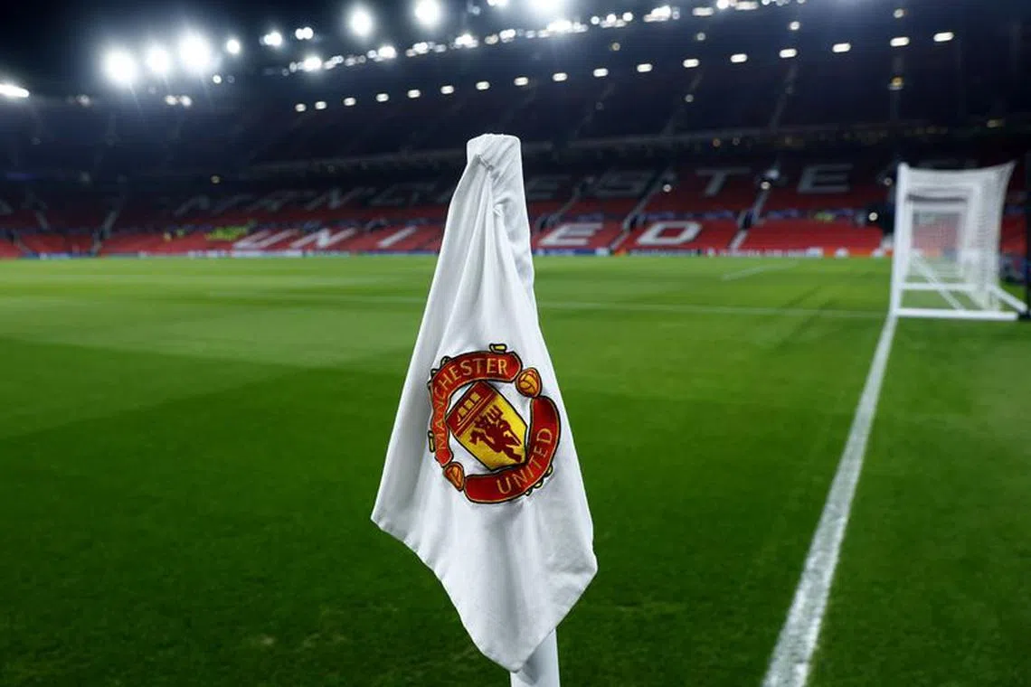 Soccer Football - Champions League - Group A - Manchester United v Bayern Munich - Old Trafford, Manchester, Britain - December 12, 2023 General view of a corner flag inside the stadium before the match Action Images via Reuters/Jason Cairnduff