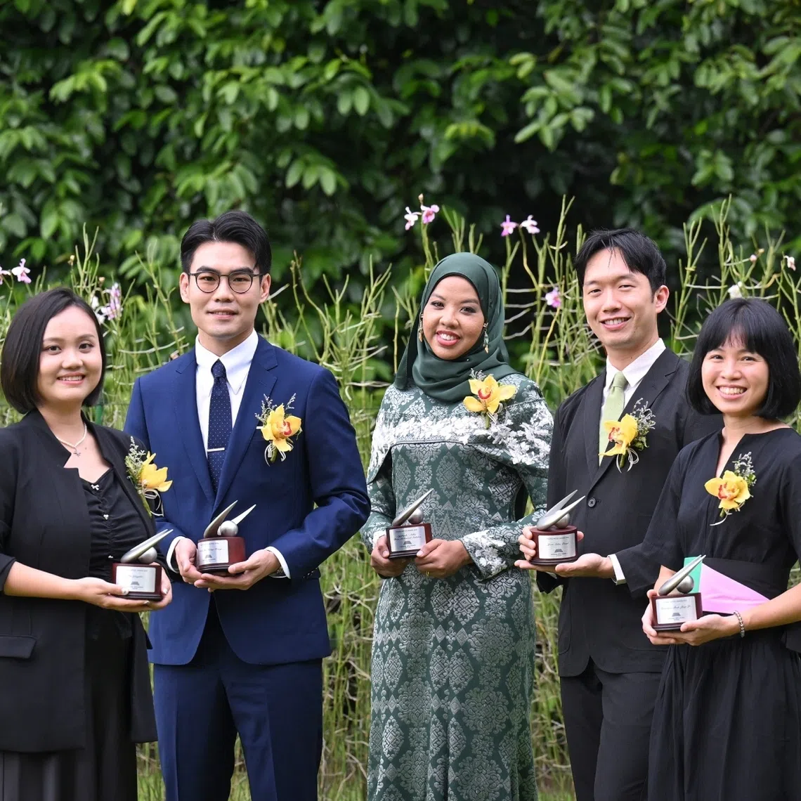 (From left) 2025 Young Artist Award recipients Ms He Yingshu, Mr Alvin Lee Chang Rong, Ms Syafiqah ’Adha Sallehin, Mr Daryl Qilin Yam, and Ms Genevieve Peck Jing Yi.