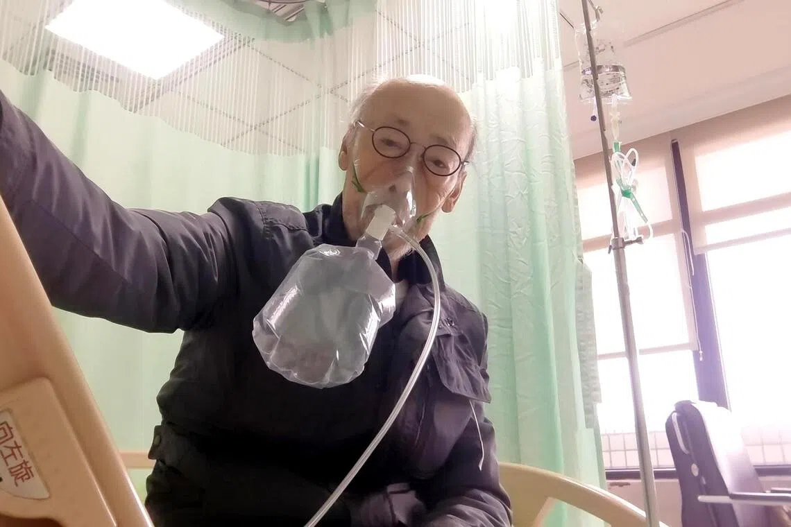 stanley02 - Hong Kong veteran actor and film director Stanley Fung, known for his comedic roles, died on Nov 1 at the age of 81. According to Hong Kong news outlet, he had been hospitalised for two months due to an illness.

copyrights: STANLEY FUNG/FACEBOOK