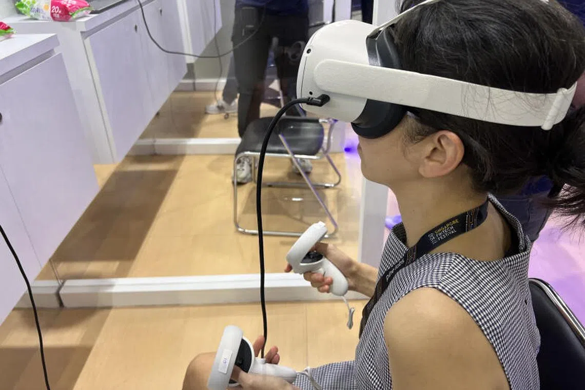 The writer's first immersion in the metaverse using the Meta Oculus Quest 2 virtual reality headset.