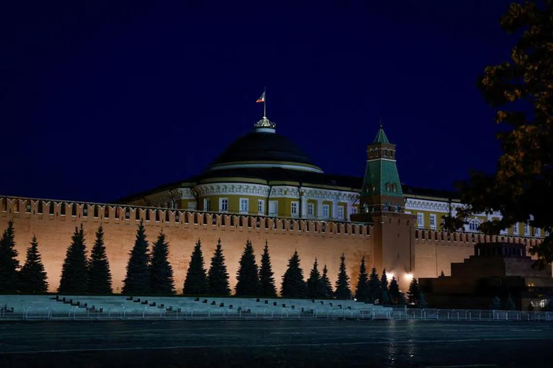 FILE PHOTO: A view shows the Red Square with Lenin's Mausoleum as the Russian flag flies on the dome of the Kremlin Senate building in Moscow, Russia June 24, 2023. REUTERS/Evgenia Novozhenina/File Photo