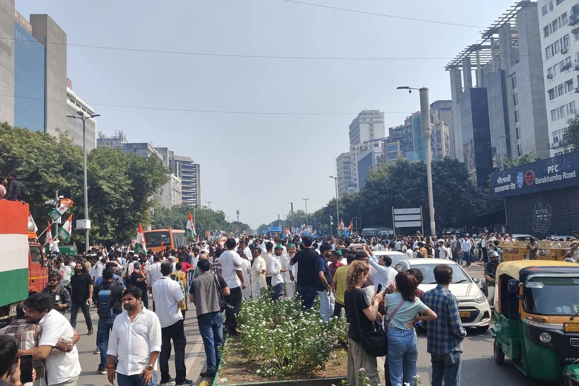 Despite the heavy security presence, many responded to the call for a “march for democracy” by Congress leader Rahul Gandhi and came to Barakhamba Road.