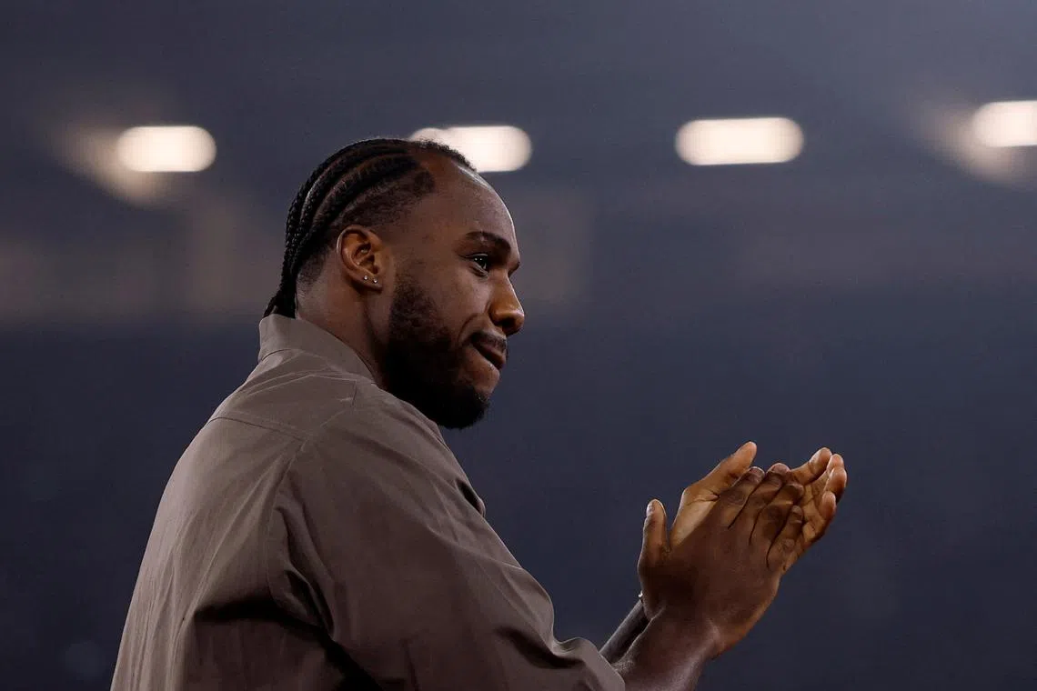 FILE PHOTO: Soccer Football - Premier League - West Ham United v Newcastle United - London Stadium, London, Britain - March 10, 2025 West Ham United's Michail Antonio applauds fans on the pitch before the match Action Images via Reuters/Andrew Couldridge/File Photo
