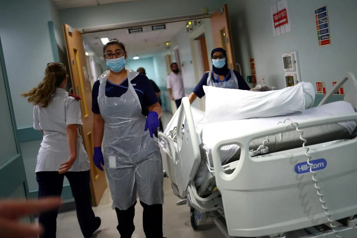 The Australian Actuaries Institute found that five per cent more people died than would be expected in 2023, amounting to 8,400 excess deaths. 