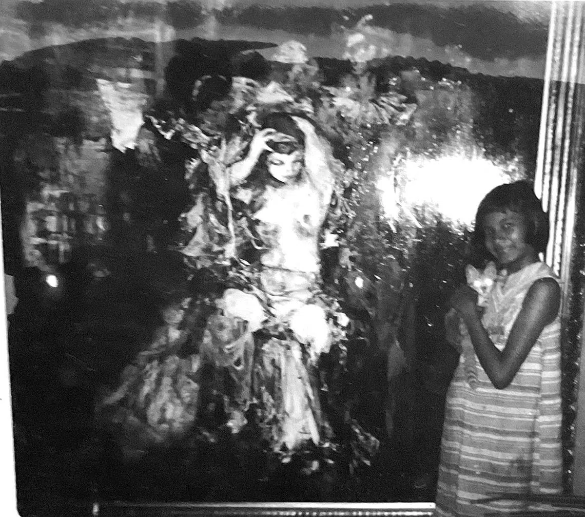 “Just like the impressionists,” Karen Hoisington says of a painting by her father. 