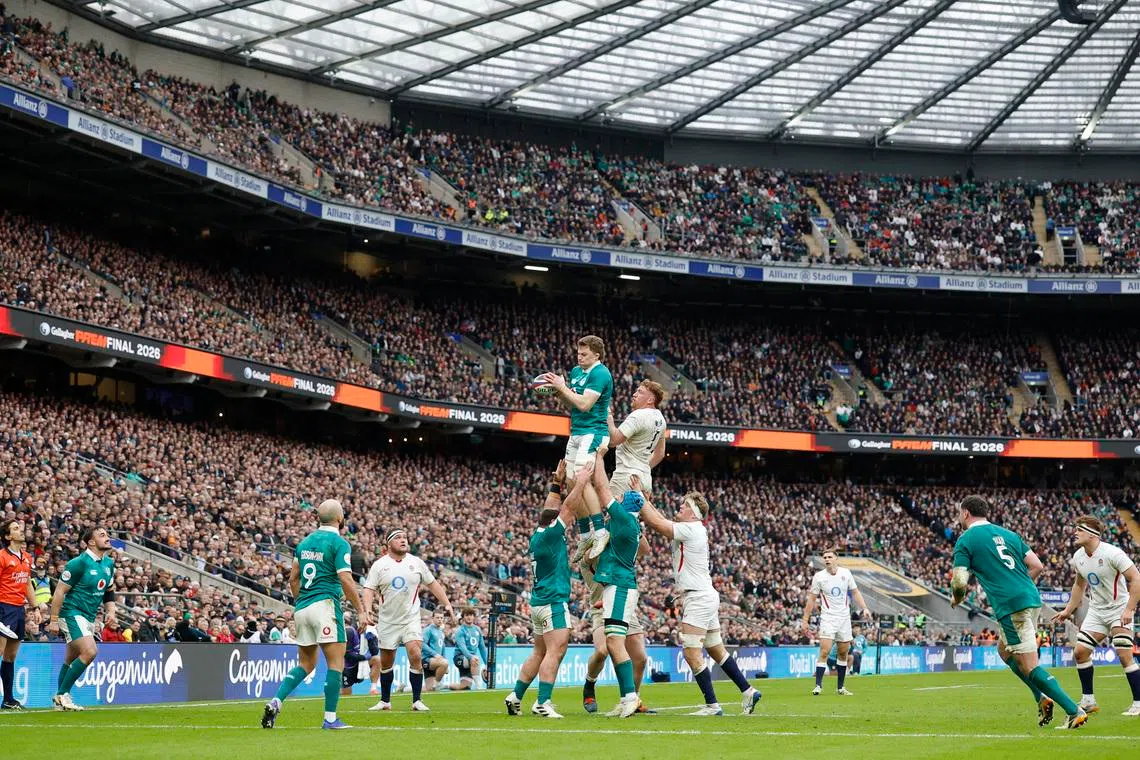 Rugby Union - Six Nations Championship - England v Ireland - Allianz Stadium, Twickenham, Britain - February 21, 2026 Ireland's Jack Conan in action during a lineout. Action Images via Reuters/Peter Cziborra