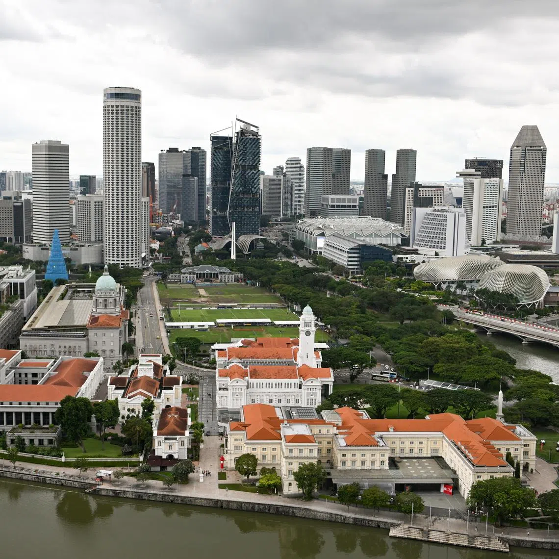 Some MPs asked in parliament why there was such a large deviation in the Government’s revenue projections.