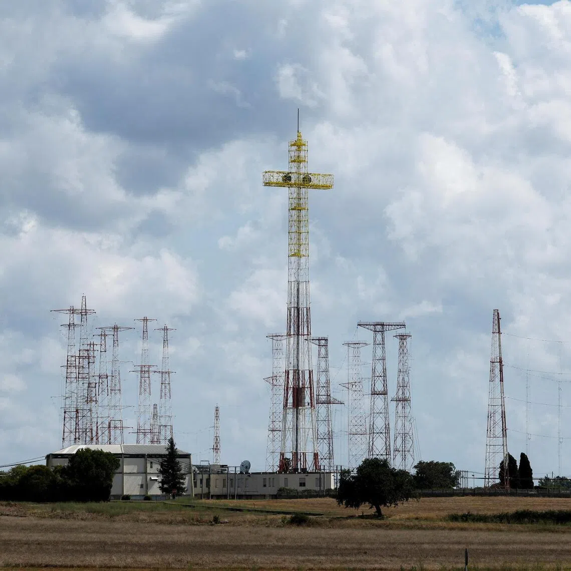 The power plant will be built at the Vatican-owned Santa Maria di Galeria estate on Rome’s north-western outskirts.
