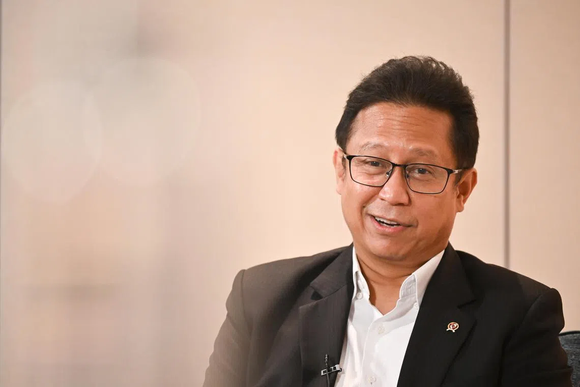 ST20220614-202259865258-Lim Yaohui-pixsgindon/
Budi Gunadi Sadikin (Minister for Health - Indonesia) speaking with ST's regional correspondent Eileen Ng during Indonesia - Singapore Business Forum at Hilton Singapore Orchard Hotel on June 14, 2022.
(ST PHOTO: LIM YAOHUI)