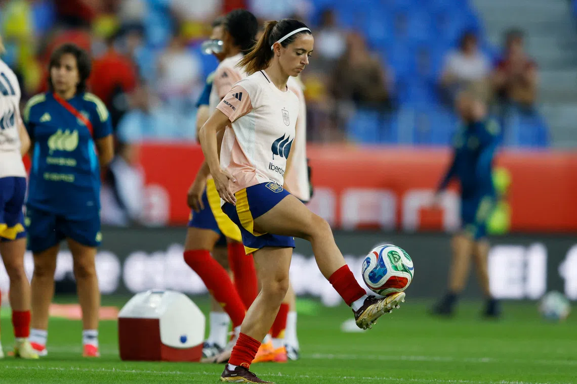 Soccer Football - Women's Nations League - Semi Final - First Leg - Spain v Sweden - Estadio La Rosaleda, Malaga, Spain - October 24, 2025 Spain's Aitana Bonmati during the warm up before the match REUTERS/Marcelo Del Pozo