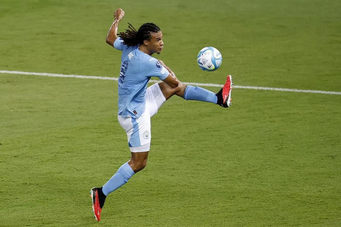 FILE PHOTO-Soccer Football - UEFA Super Cup - Manchester City v Sevilla - Georgios Karaiskakis Stadium, Athens, Greece - August 16, 2023 Manchester City's Nathan Ake in action REUTERS/Louiza Vradi/File Photo