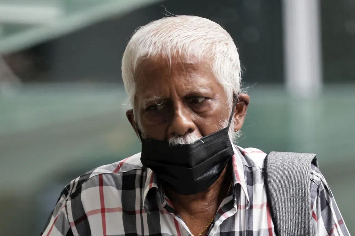 Manickam Manohar had also sent e-mails to several other town council employees, calling them “idiot” and “stupid”.