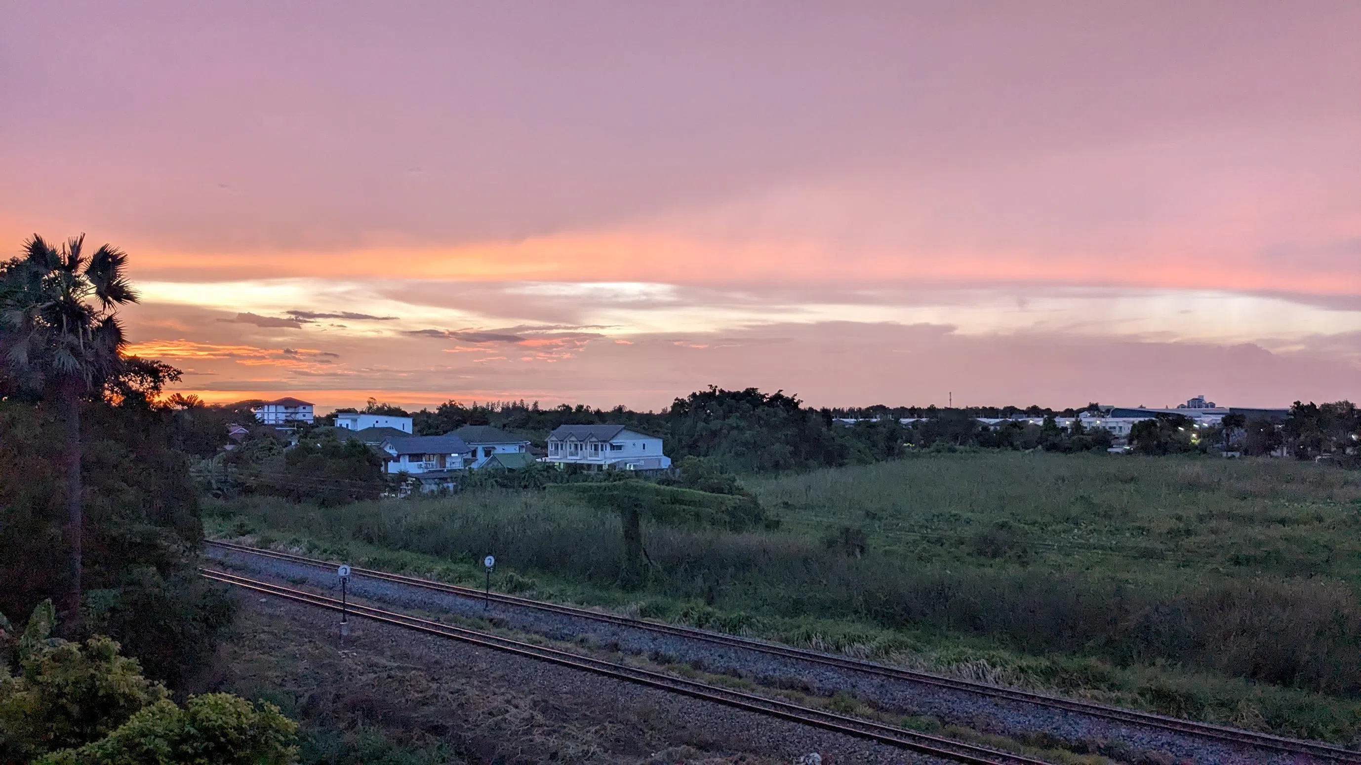 Nakhon Pathom is a city in Thailand, located around 90 minutes from Bangkok’s city centre by public transport.