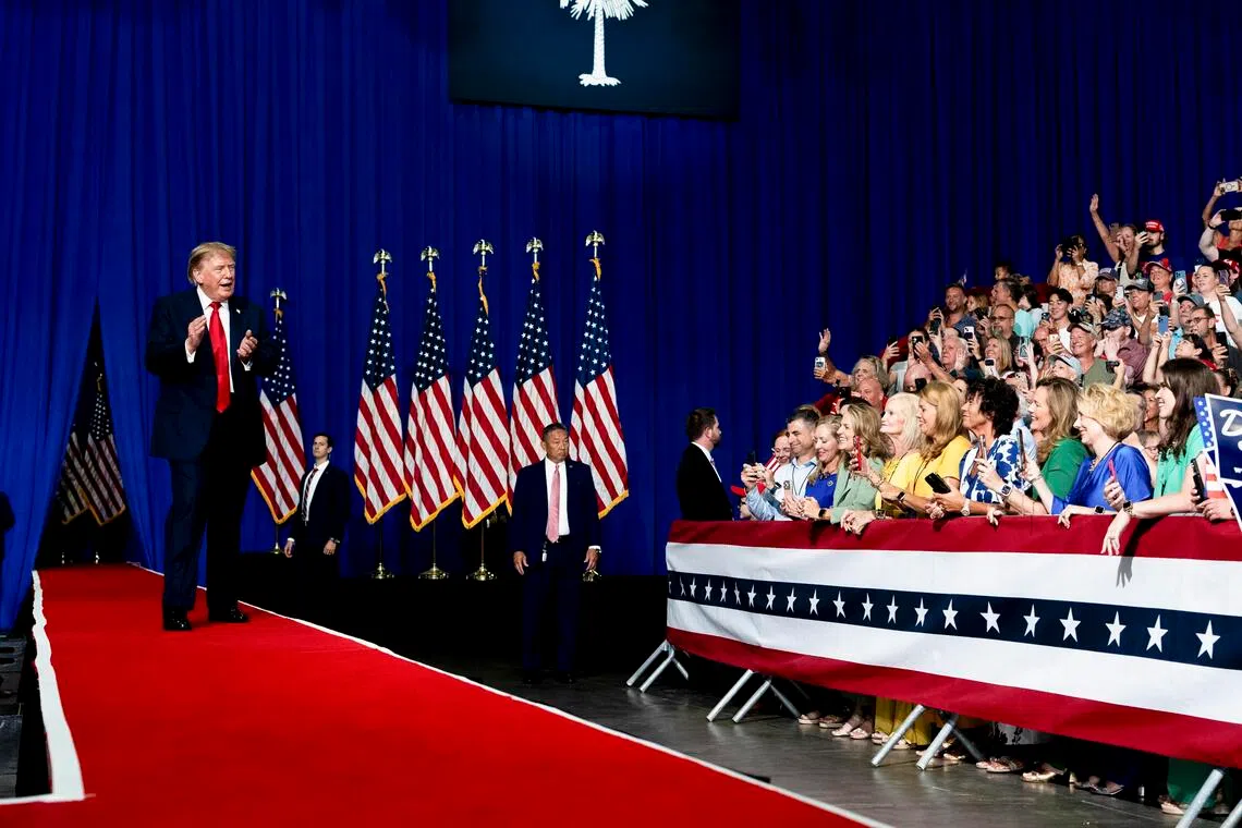 Warning signs abound for Republicans as midterm campaign begins final sprint